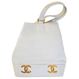 Chanel-chanel bucket bag-Beige