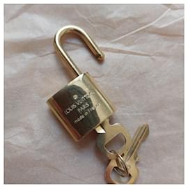 Louis Vuitton Padlock & 1 Key Gold Bag Charm Number 215