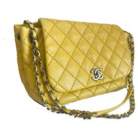 Borsa Chanel Flap in pelle gialla Giallo