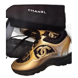 Chanel-Tweed dourado e preto-Dourado