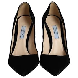 Prada-Zapatos de tacón en punta Prada en terciopelo negro-Negro