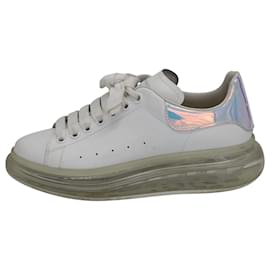 Alexander Mcqueen-Alexander McQueen Larry Clear Sole Iridescent Oversized Sneakers in White Calfskin Leather-White