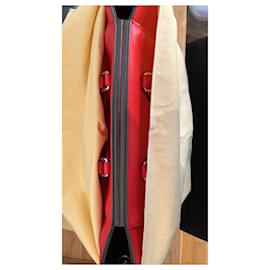 Louis Vuitton Totes Brown Leather Plastic ref.209360 - Joli Closet
