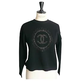 Chanel-CHANEL Black sweater with golden sequins logo TXXS NEW CONDITION-Black