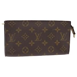 Esta designer tem transformado bolsas da Louis Vuitton em cadeiras