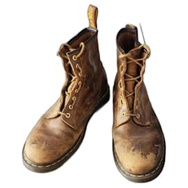 Dr. Martens botas Marrom