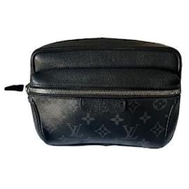 Zaino Louis Vuitton Outdoor in tela monogram e pelle taiga nera