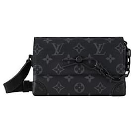 Louis Vuitton Aktentasche aus Leder schwarz Kuriertasche Schulter  Laptoptasche authentisch Herren LV