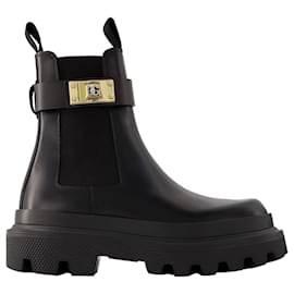 Dolce & Gabbana-Chelsea Ankle Boots - Dolce&Gabbana - Leather - Black-Black