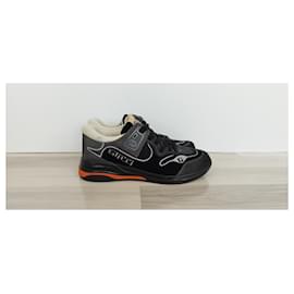Gucci-Sneakers-Black