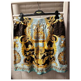 Versace-Pantaloncini in seta Fendace-D'oro