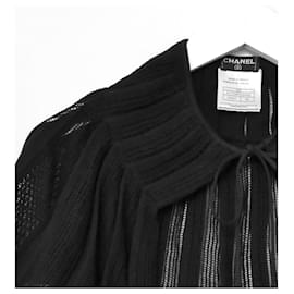 Chanel-Chanel Vintage Spring 2001 Lace Knit Mini Capelet-Black