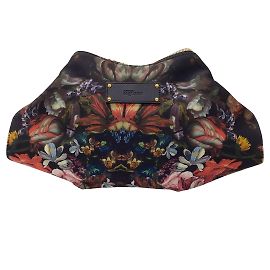 Pochette De Manta in seta stampata multi floreale nera di Alexander McQueen Nero