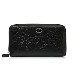Chanel-Chanel Schwarze Kamelien-Geldbörse mit umlaufendem Reißverschluss-Schwarz