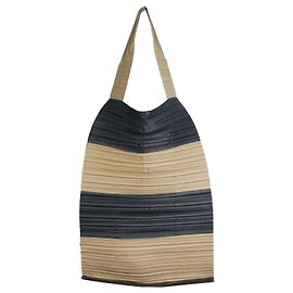 Pleats Please Sac cabas neutre plissé et rayé Autre