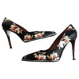 Décolleté Givenchy in pelle nera e floreale Nero Argento Multicolore
