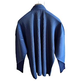 Issey Miyake-Homme Plissé shirt jacket in pervinca blue-Blue