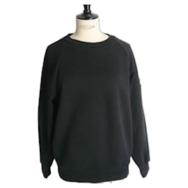 Chanel-CHANEL Black cotton sweatshirt Chanel logo on shoulder TL-Black