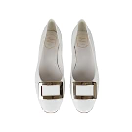 Roger Vivier-Sapatilhas com fivela de metal Roger Vivier Trompette-Branco