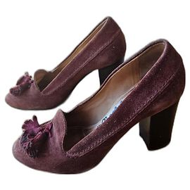 Mocasines Lanvin burdeos de piel con pompones de ante Burdeos