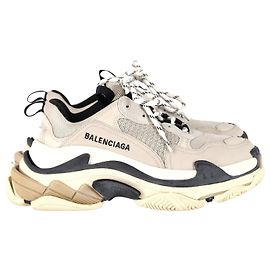 Balenciaga Triple S Sneakers aus beigem Polyester Beige