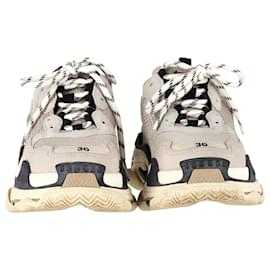 Balenciaga-Balenciaga Triple S Sneakers in Beige Polyester-Beige