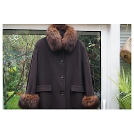 Gianfranco Ferré-Coats, Outerwear-Brown