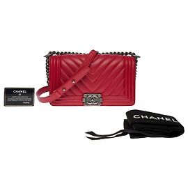 CHANEL Boy Bag in Red Leather - 101207 Red
