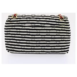 Chanel-CHANEL Matelasse Shoulder Bag Quilted Canvas Black White Red CC Auth 50442a-Black,White,Red