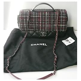 Chanel-CHANEL Airlines - Bolso con solapa y asa superior en tweed y piel de becerro envejecida acolchada - Grande NUEVO-Multicolor