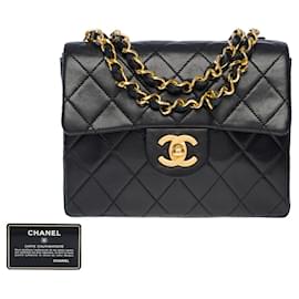Chanel vintage chevron leather camera model rare! White ref.128635 - Joli  Closet