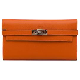 Birkin Hermès Handbags Taupe Leather ref.244283 - Joli Closet