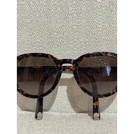 Preços baixos em Óculos de sol óculos de sol E Louis Vuitton Acessórios para  mulheres