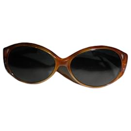 Guy Laroche-Sunglasses-Light brown