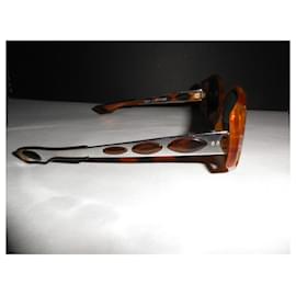 Guy Laroche-occhiali da sole-Marrone chiaro
