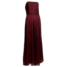 Vera Wang-Strapless evening gown in burgundy tulle-Dark red