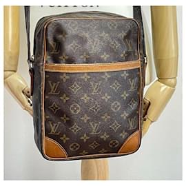 Louis Vuitton-Louis Vuitton Danúbio-Marrom