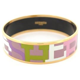 Hermès-PULSEIRA HERMES LETRAS MAIÚSCULAS GRANDE 19 CM EM PULSEIRA DE ESMALTE MULTICOLOR-Multicor