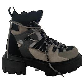 BOTAS DE SENDERISMO MSGM Negro