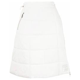 Chanel-Chanel 00EN 2000 Pasarela de otoño Karl Lagerfeld falda cálida CC Sports Line-Blanco