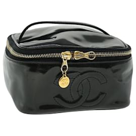 Chanel-CHANEL Vanity Cosmetic Pouch Patent leather Black CC Auth bs7273-Black