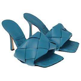Bottega Veneta-Blaue Lido Slide-Sandalen aus Intrecciato-Blau