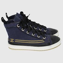 Chanel-Navy Blue Faux Pearl Detail CC High Top Sneakers-Blue