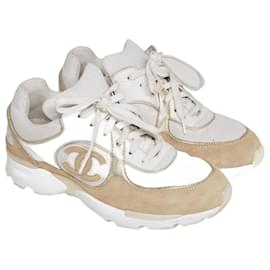 Chanel-Bianco/Scarpe da ginnastica stringate con logo CC in tela beige-Beige