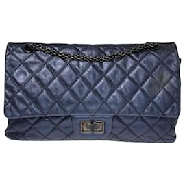Chanel-Reedição Acolchoada Azul Metálico 2.55 Clássico 227 saco de aleta alinhado-Azul