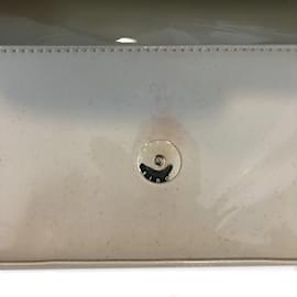 Louis Vuitton-Louis Vuitton Embreagem Sobe de couro Vernis amarelo claro-Amarelo