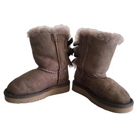 Ugg Bailey Bow II, Botte Classique Taille Enfant 22,5 Marron clair