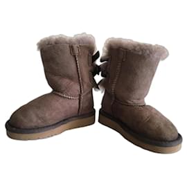 Ugg-Ugg Bailey Bow II, Botte Classique Taille Enfant 22,5-Marron clair