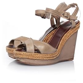 Christian Louboutin-CHRISTIAN LOUBOUTIN, Leather wedge in kaki-Green