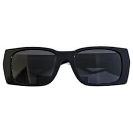 Burberry-occhiali da sole-Nero